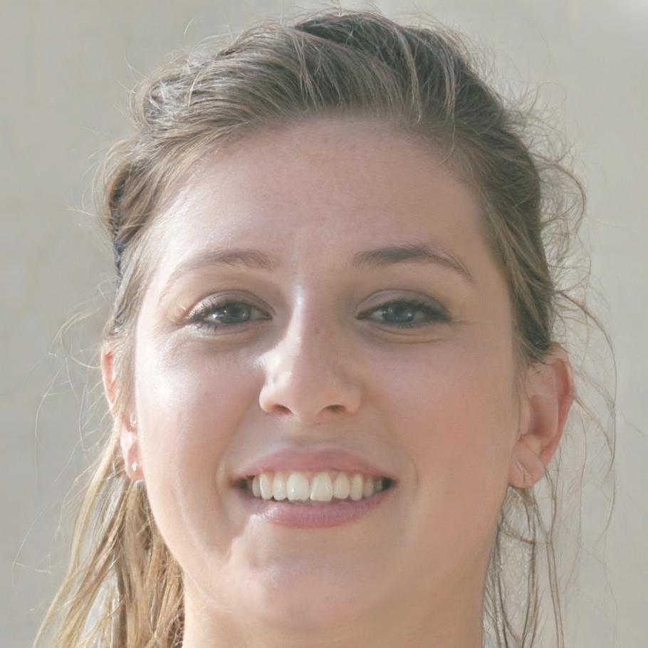 Eliška Novotná, Educational Program Director